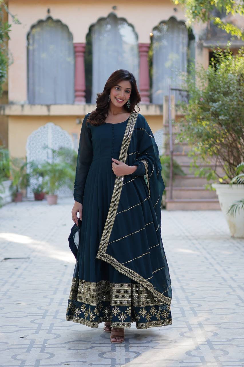 Introducing the Shivtraa Lux Faux Blooming Gown with Dupatta!