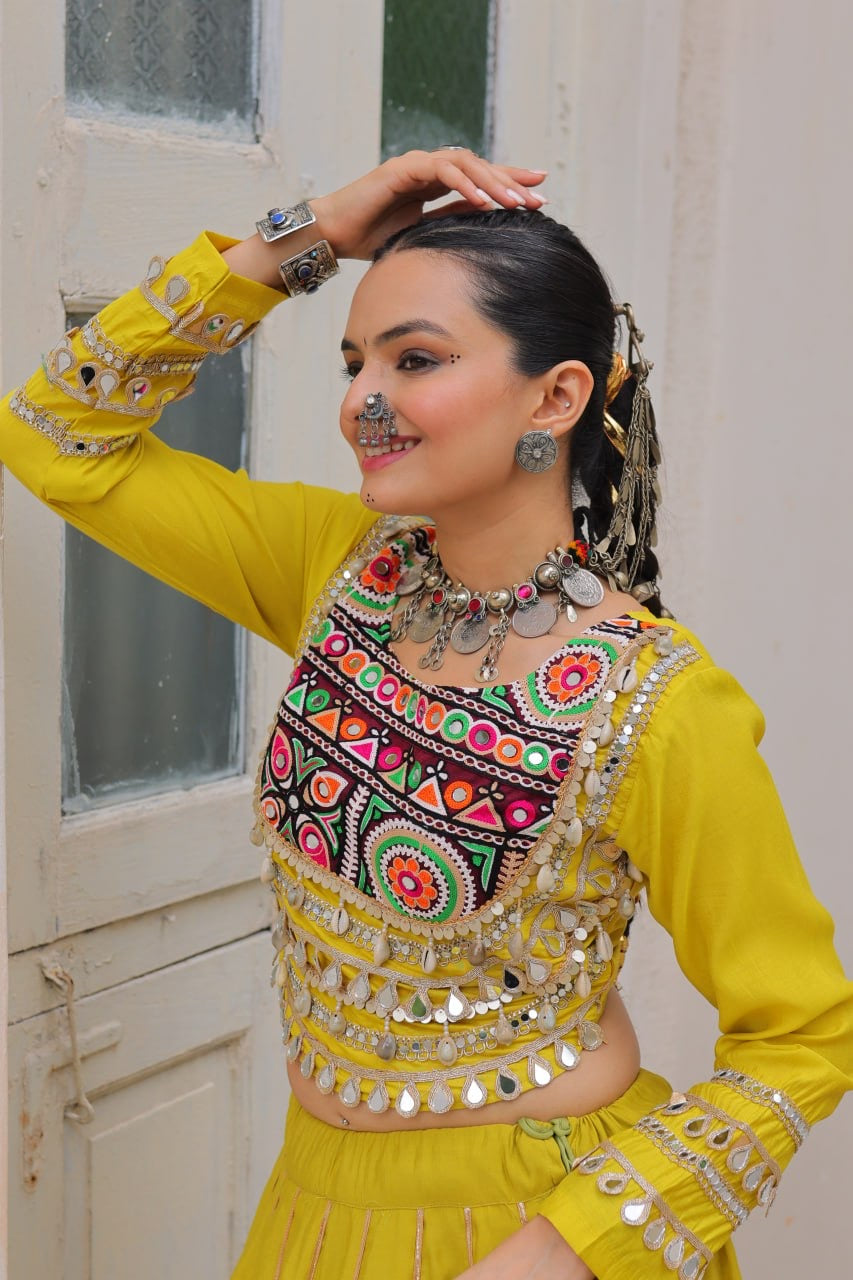SHIVTRAA’S TOP HIT NAVRATRI LEHENGA CHOLI COLLECTION – 2025 🌟