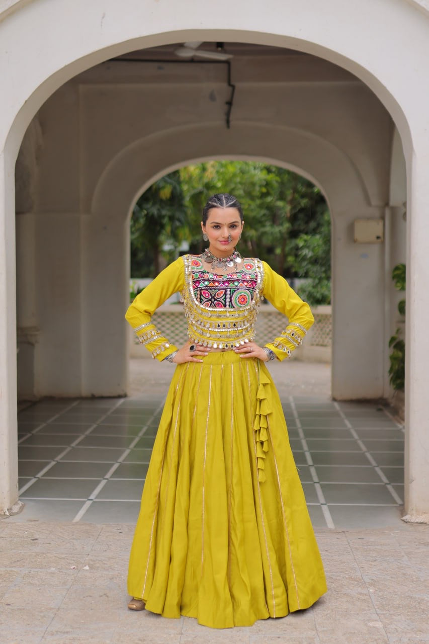 SHIVTRAA’S TOP HIT NAVRATRI LEHENGA CHOLI COLLECTION – 2025 🌟