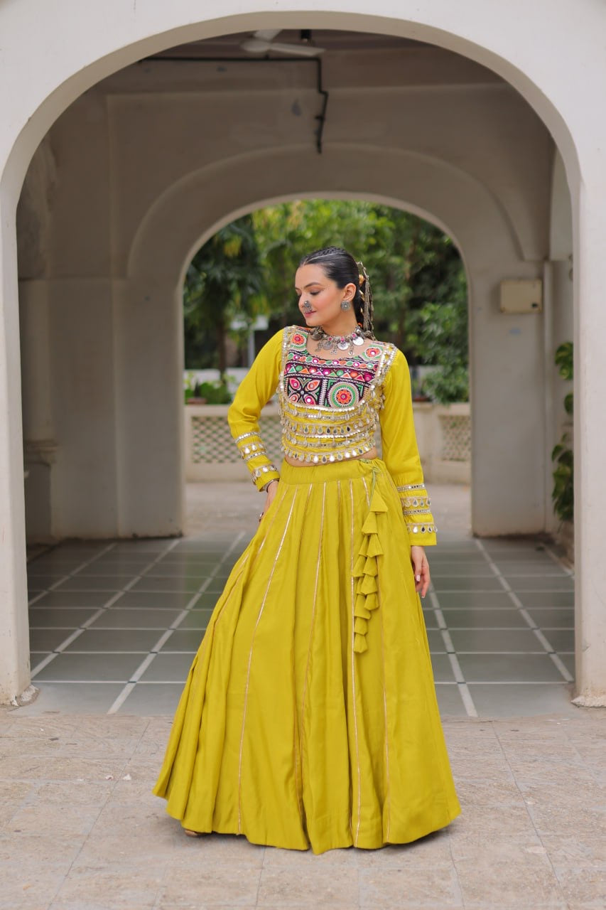 SHIVTRAA’S TOP HIT NAVRATRI LEHENGA CHOLI COLLECTION – 2025 🌟