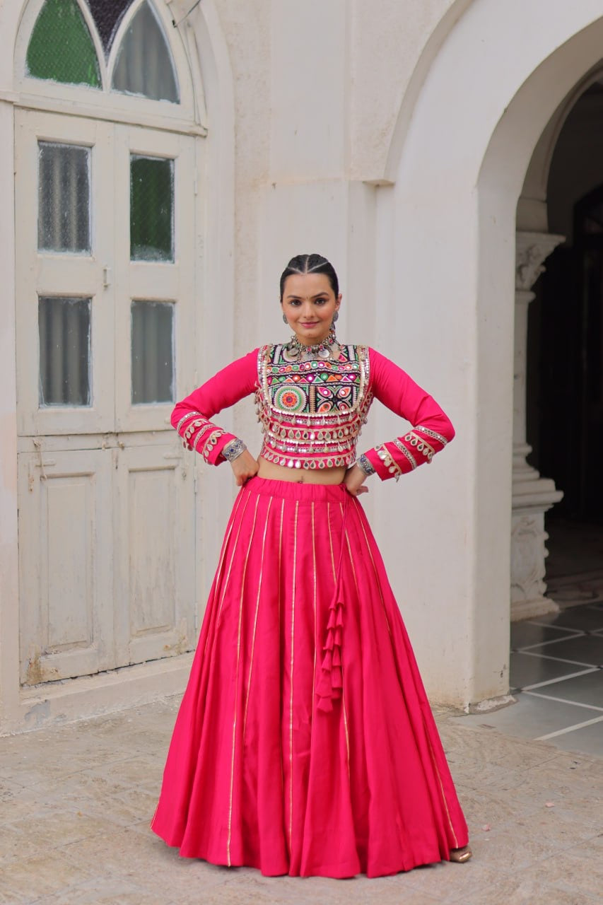 SHIVTRAA’S TOP HIT NAVRATRI LEHENGA CHOLI COLLECTION – 2025 🌟