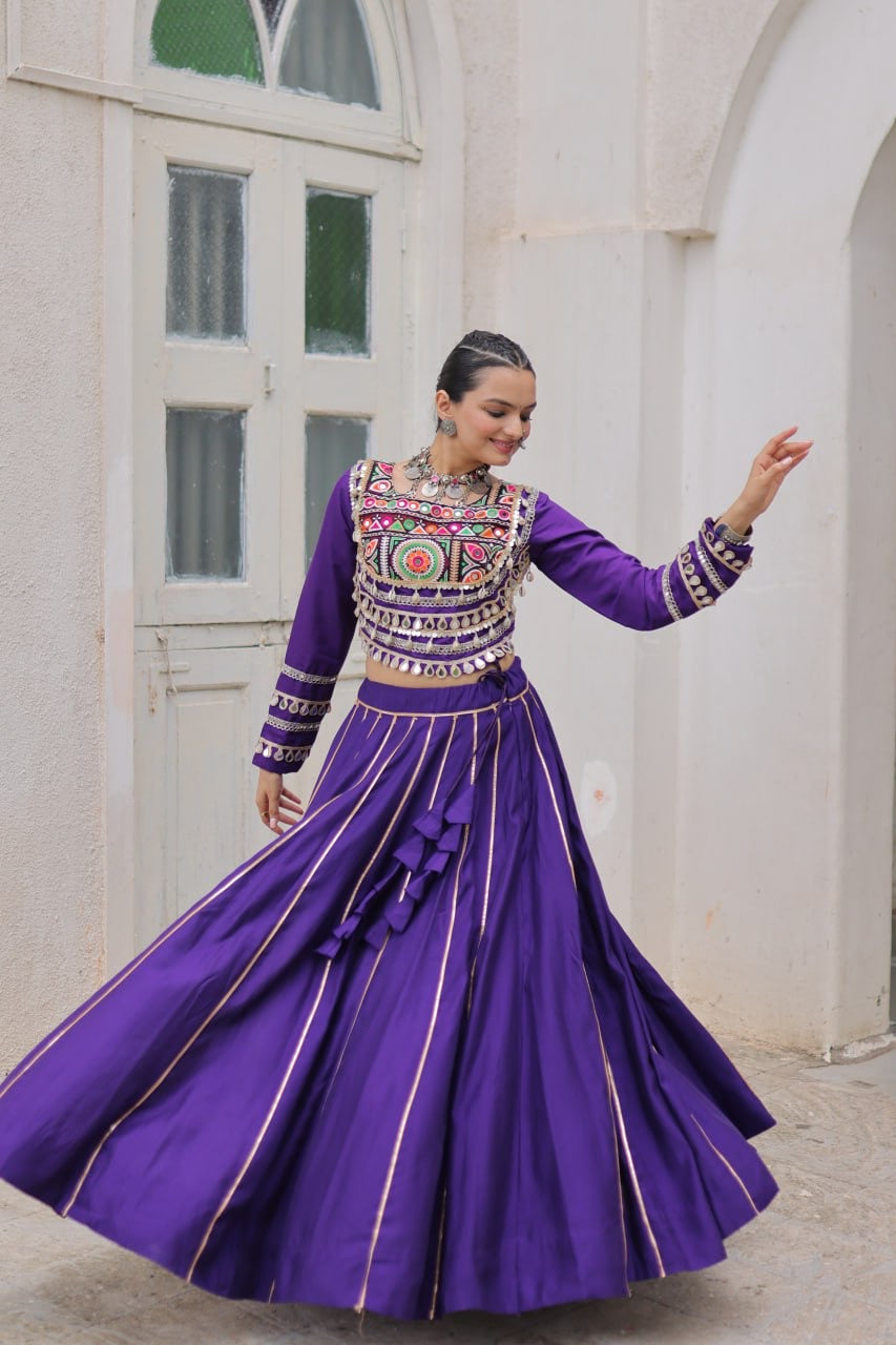 SHIVTRAA’S TOP HIT NAVRATRI LEHENGA CHOLI COLLECTION – 2025 🌟