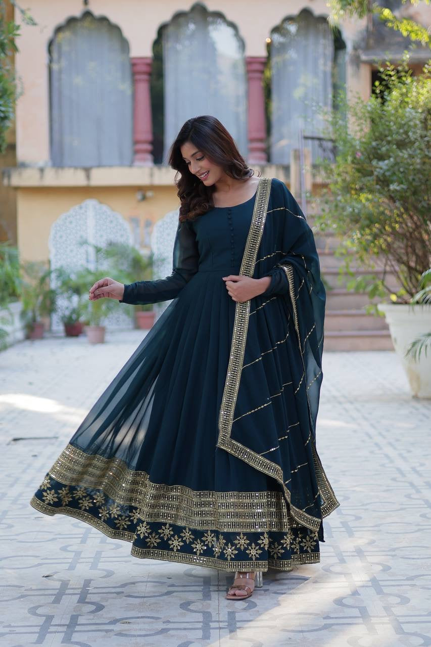 Introducing the Shivtraa Lux Faux Blooming Gown with Dupatta!